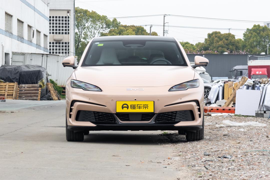 BYD Seal 06 GT 2026, фото 2