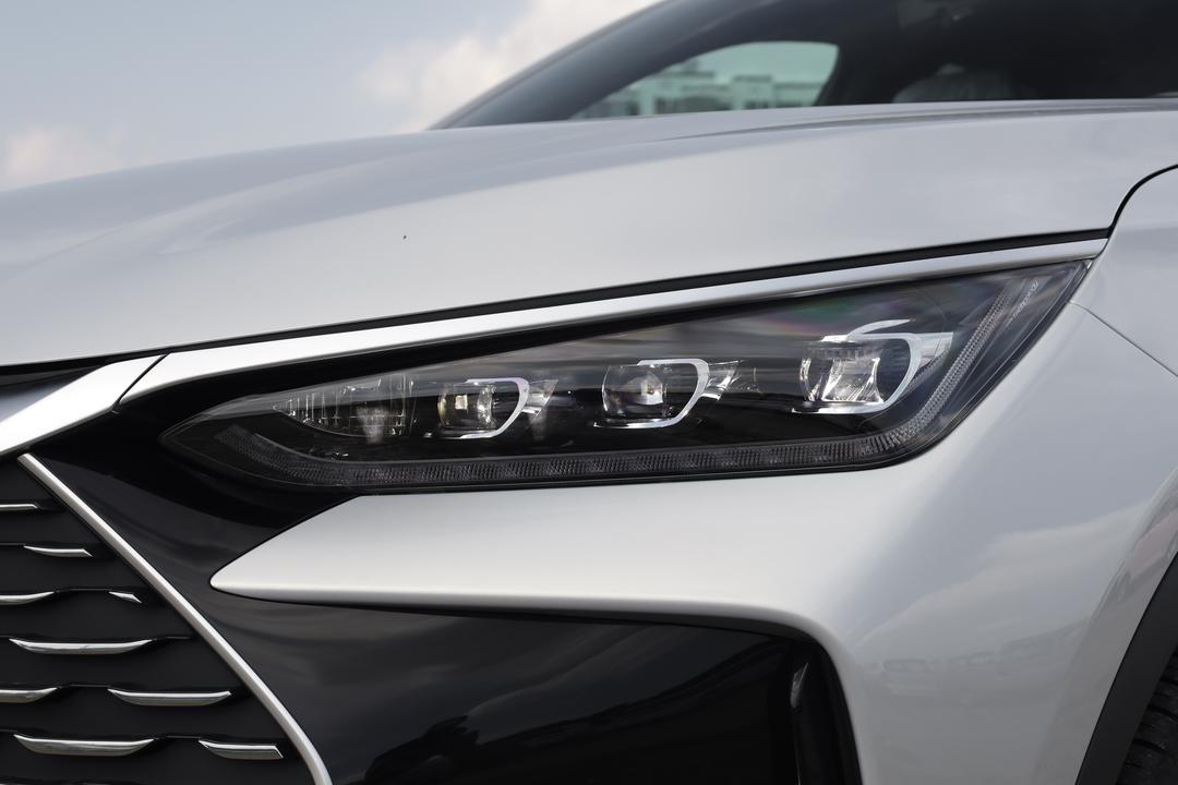 BYD Tang DM 2026, фото 14