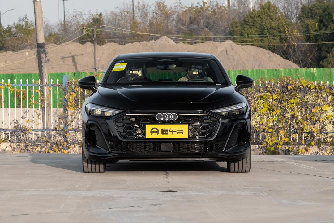 Audi A5L 2026, фото 2