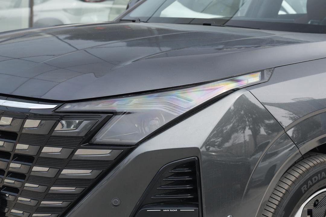 Changan UNI-Z PHEV 2026, фото 13