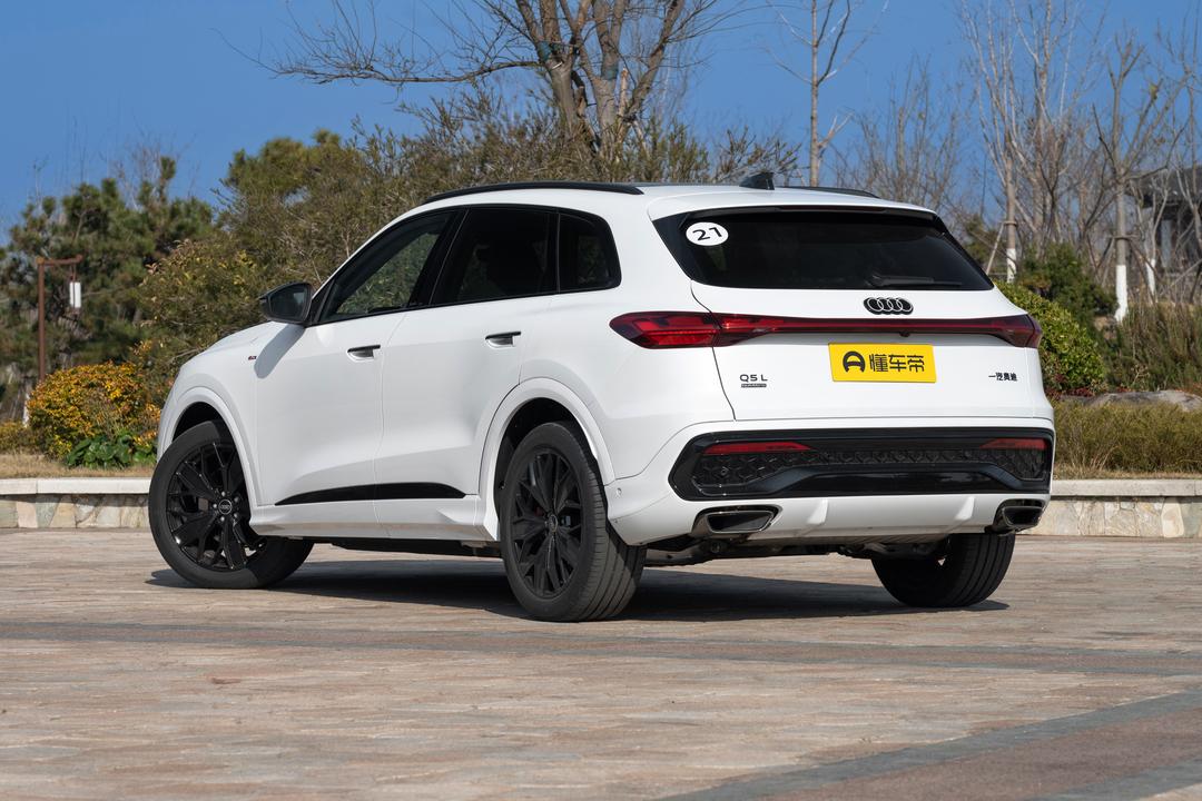 Audi Q5L 2026, фото 5