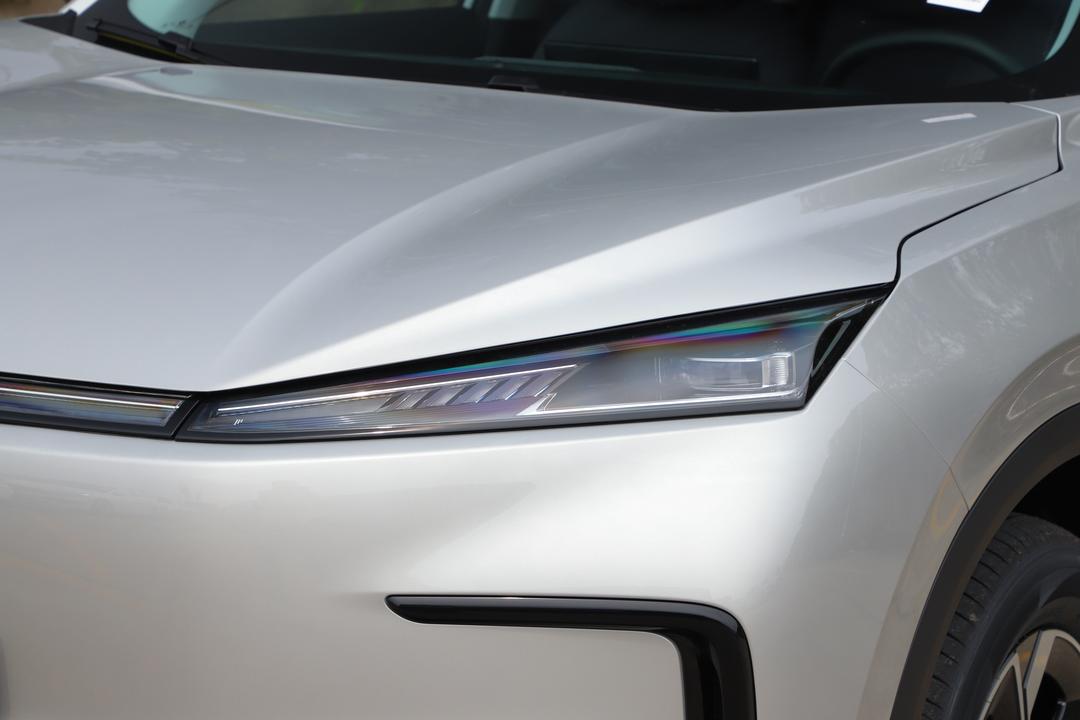Dongfeng Aeolus L8Y 2026, фото 13