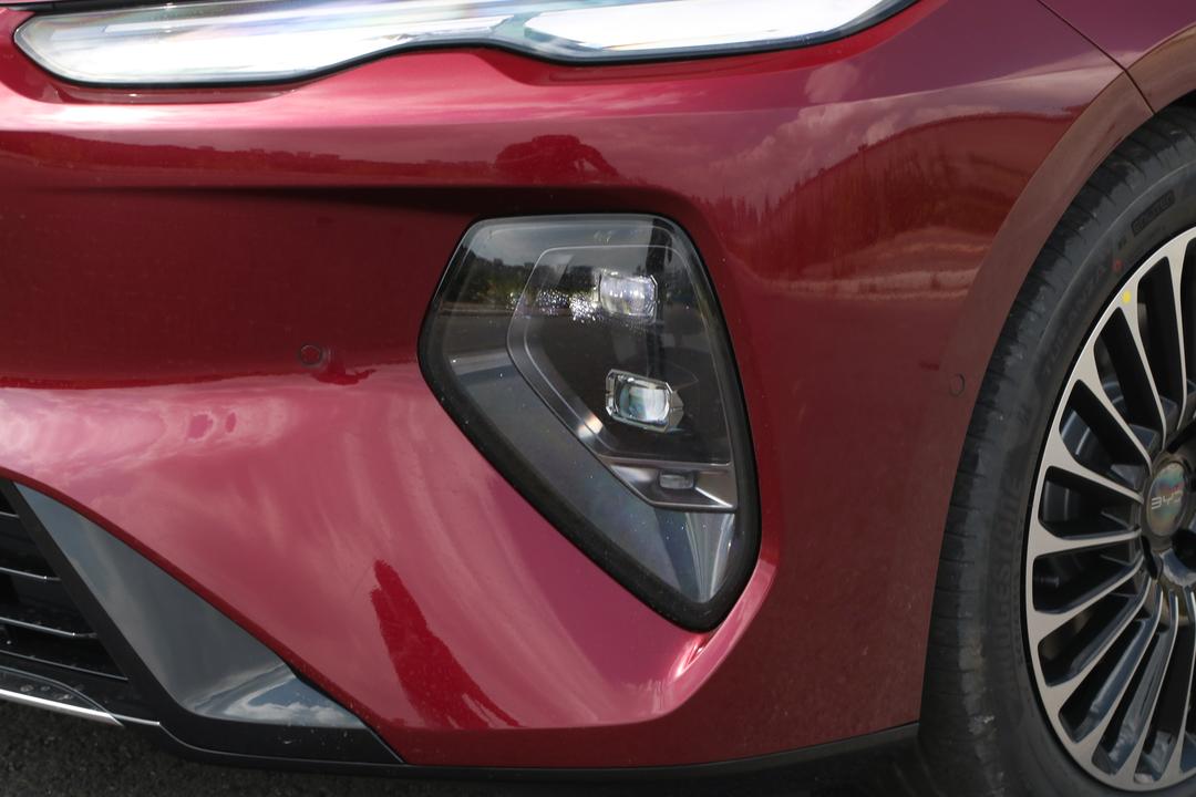 BYD Seal 08 EV 2026, фото 14