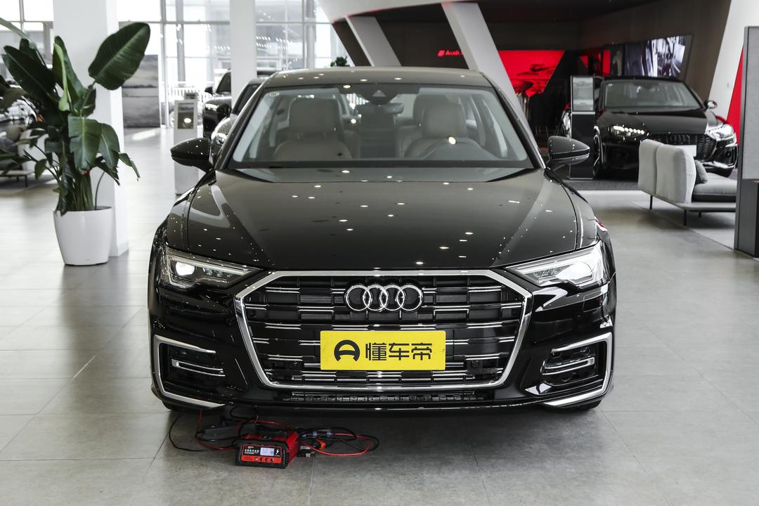 Audi A6L 2026, фото 2