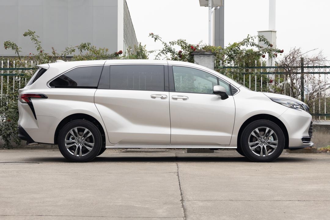 Toyota Sienna 2026, фото 8