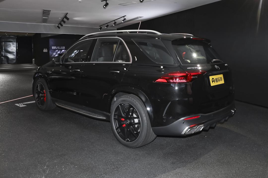Mercedes-Benz GLE AMG 2026, фото 5