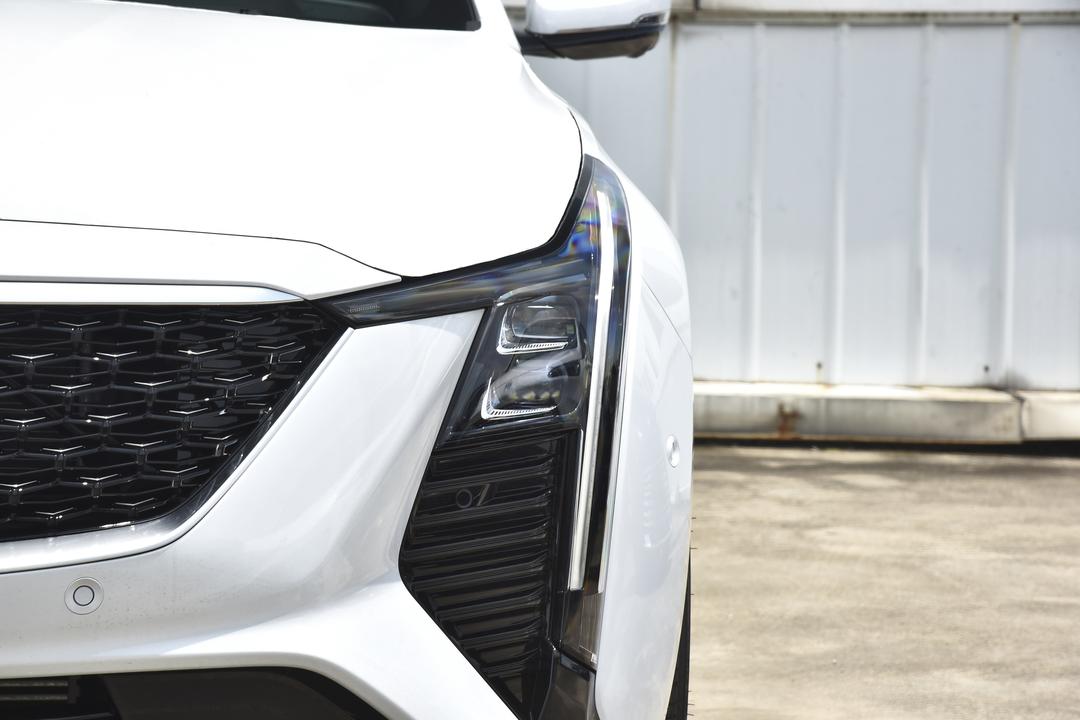 Cadillac CT5 2026, фото 11
