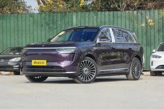 AITO M8 2026 — купить из Китая под заказ