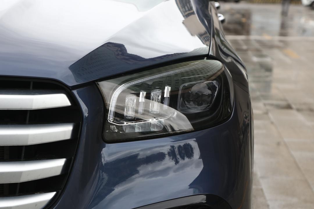 Mercedes-Benz GLS 2026, фото 11