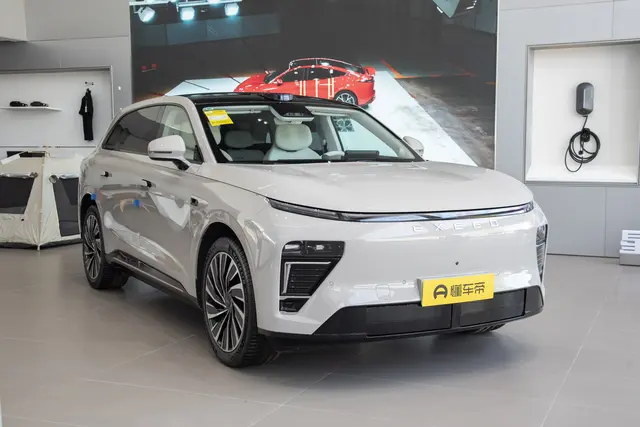 Exeed Exlantix ET 2026 — купить из Китая под заказ
