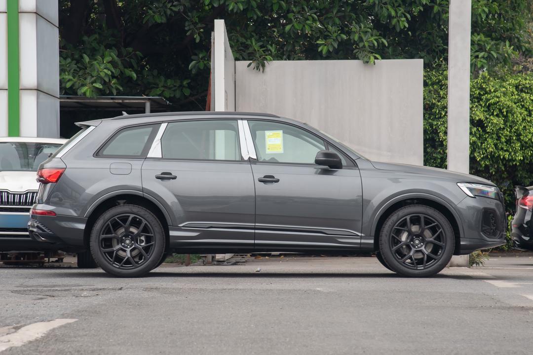 Audi Q7 2026, фото 8