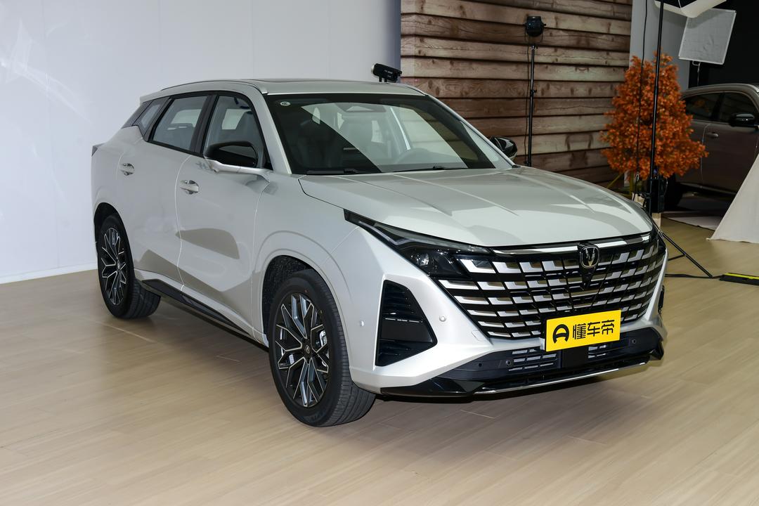 Changan UNI-Z 2026, фото 3