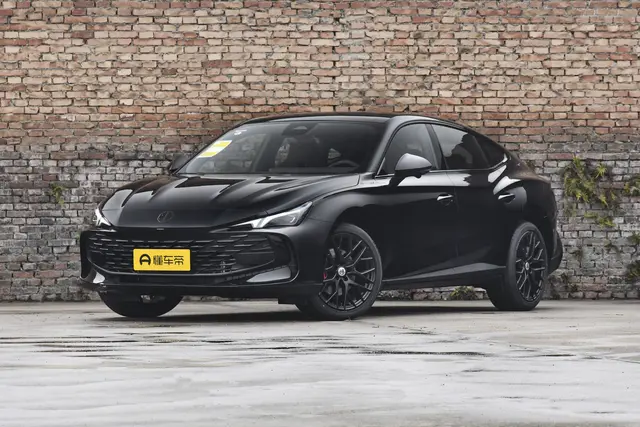 MG MG7 2026 — купить из Китая под заказ