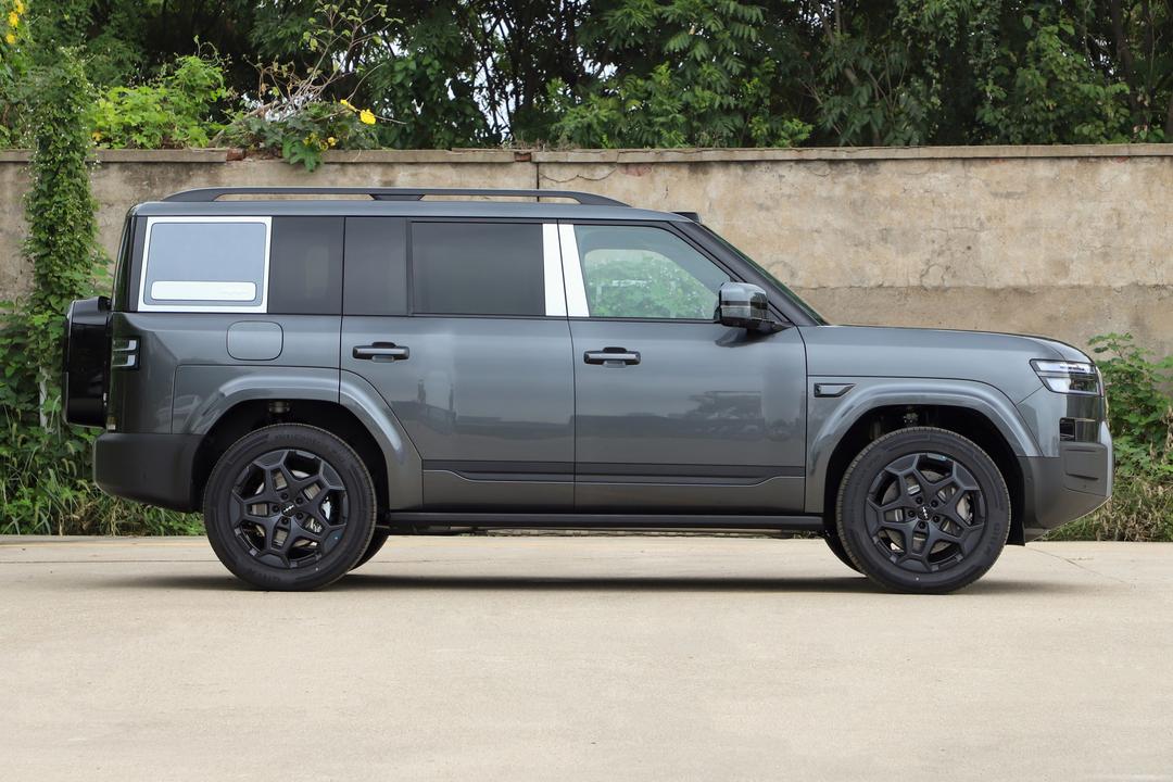 BYD Titan 7 PHEV 2026, фото 8