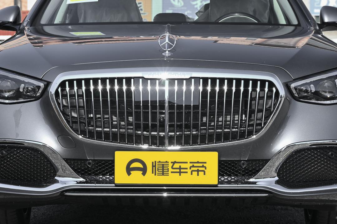 Mercedes-Benz Maybach S-Class 2026, фото 10