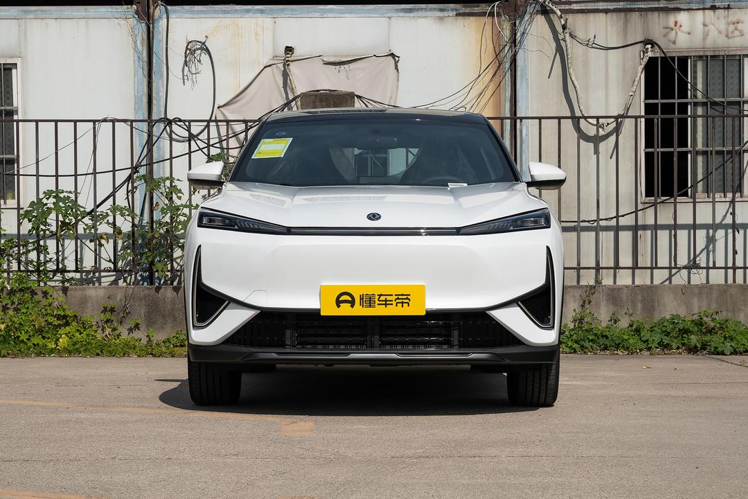 Dongfeng L7 PHEV 2026, фото 2