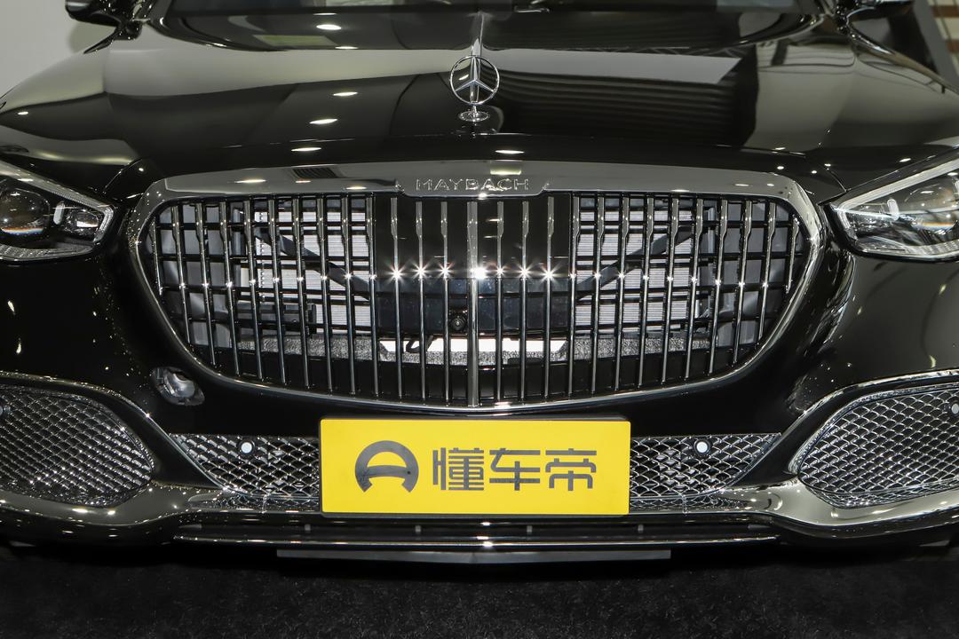 Mercedes-Benz Maybach S-Class 2026, фото 10