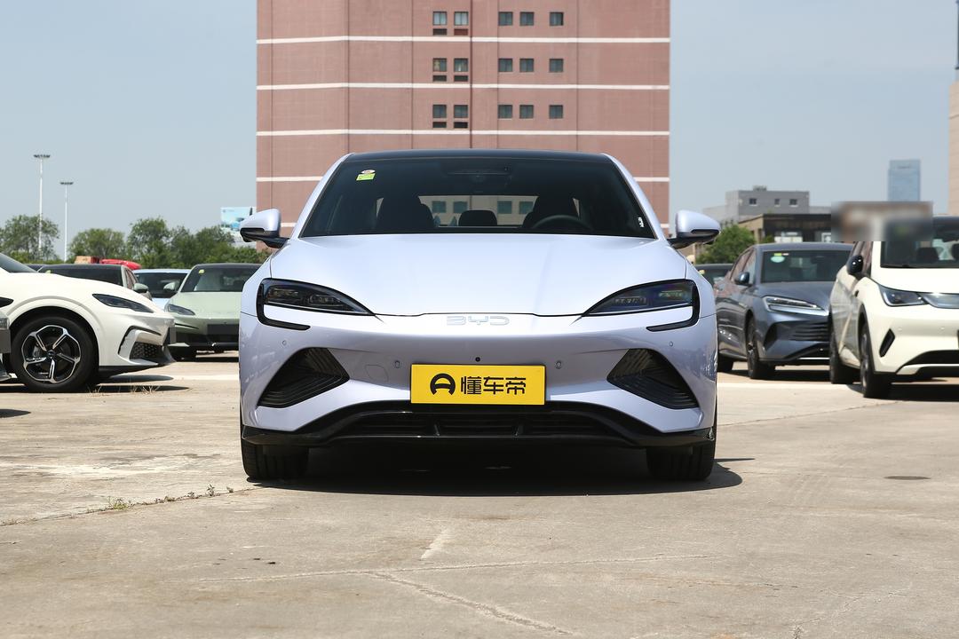 BYD Seal 2026, фото 2