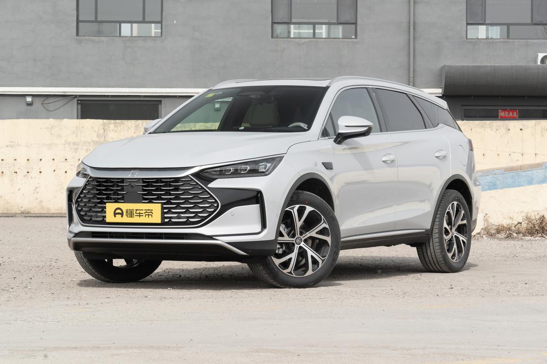 BYD Tang DM 2026, фото 1