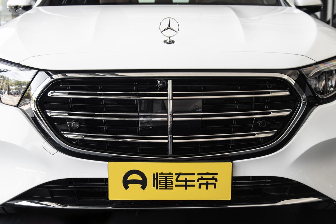 Mercedes-Benz E-Class 2026, фото 9