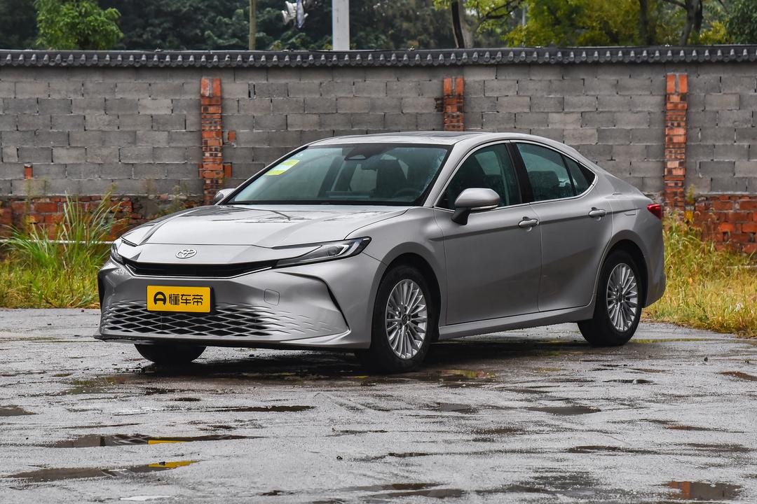 Toyota Camry 2026, фото 1