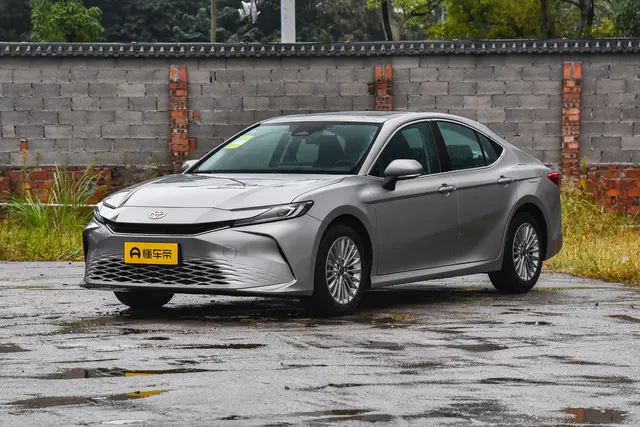 Toyota Camry 2026 — купить из Китая под заказ