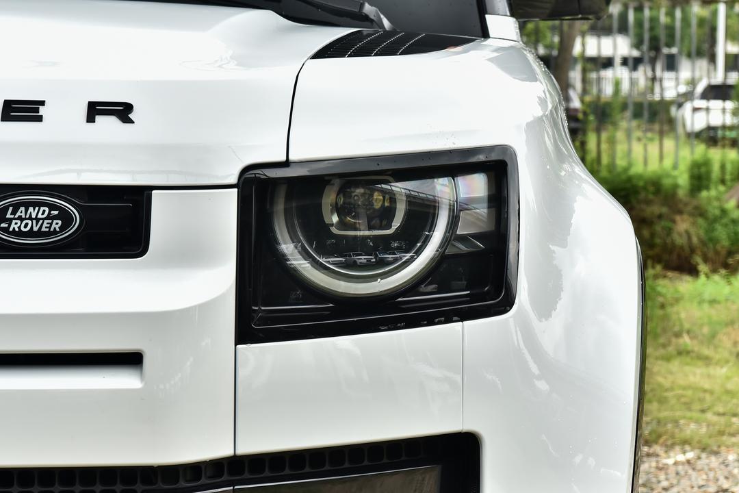 Land Rover Defender 2026, фото 11