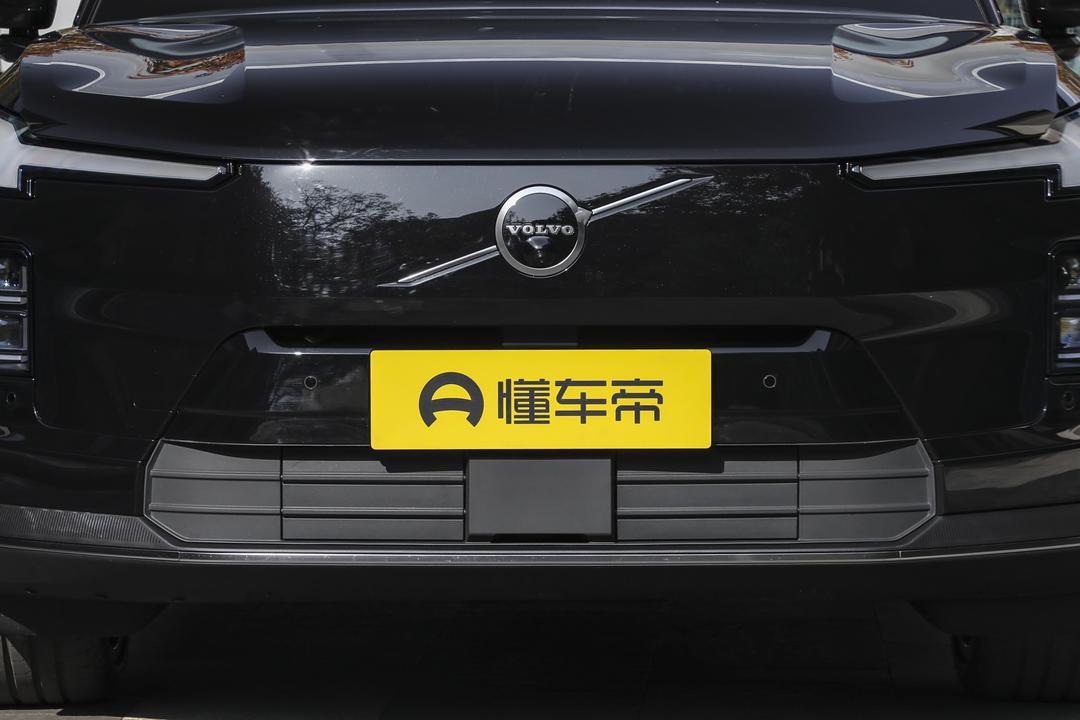 Volvo XC70 2026, фото 10