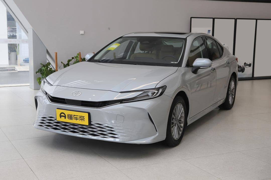 Toyota Camry 2026, фото 1