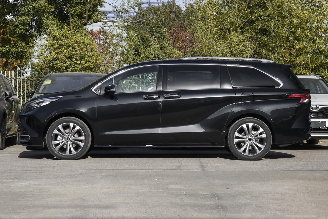 Toyota Sienna 2026, фото 4