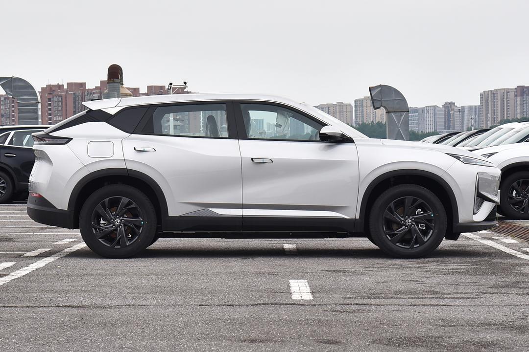 Dongfeng L7 EV 2026, фото 8