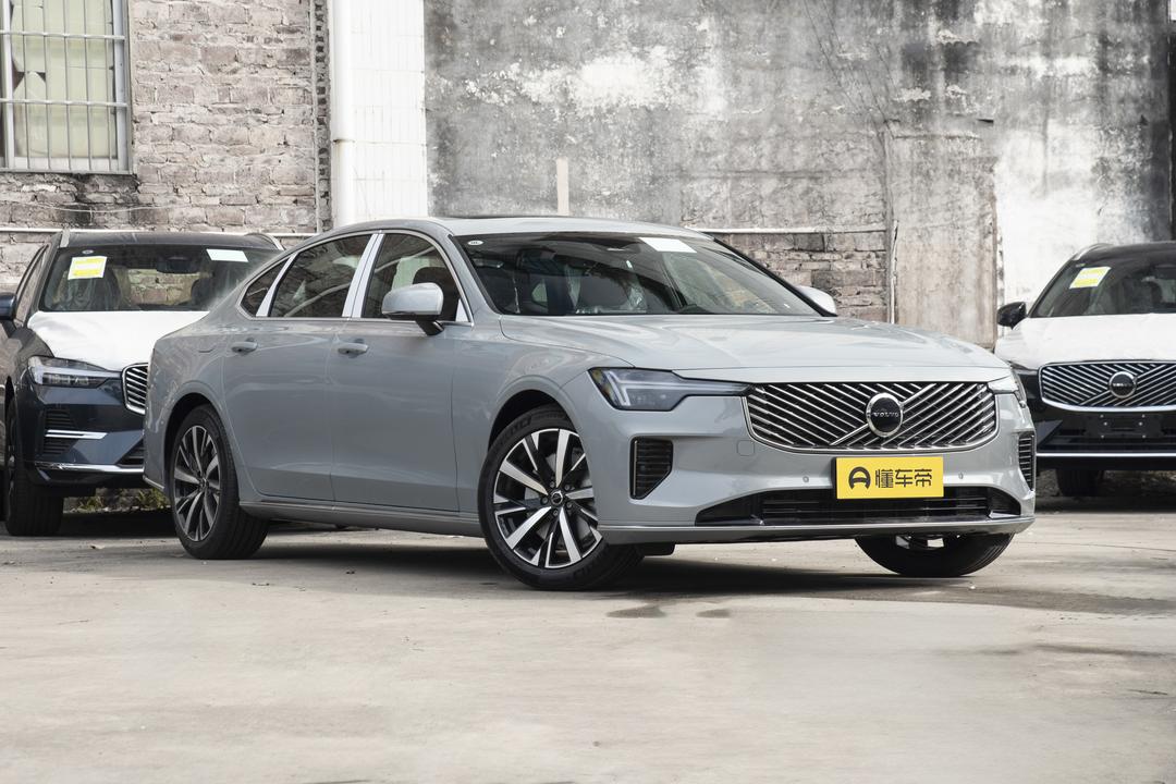 Volvo S90 2026, фото 3
