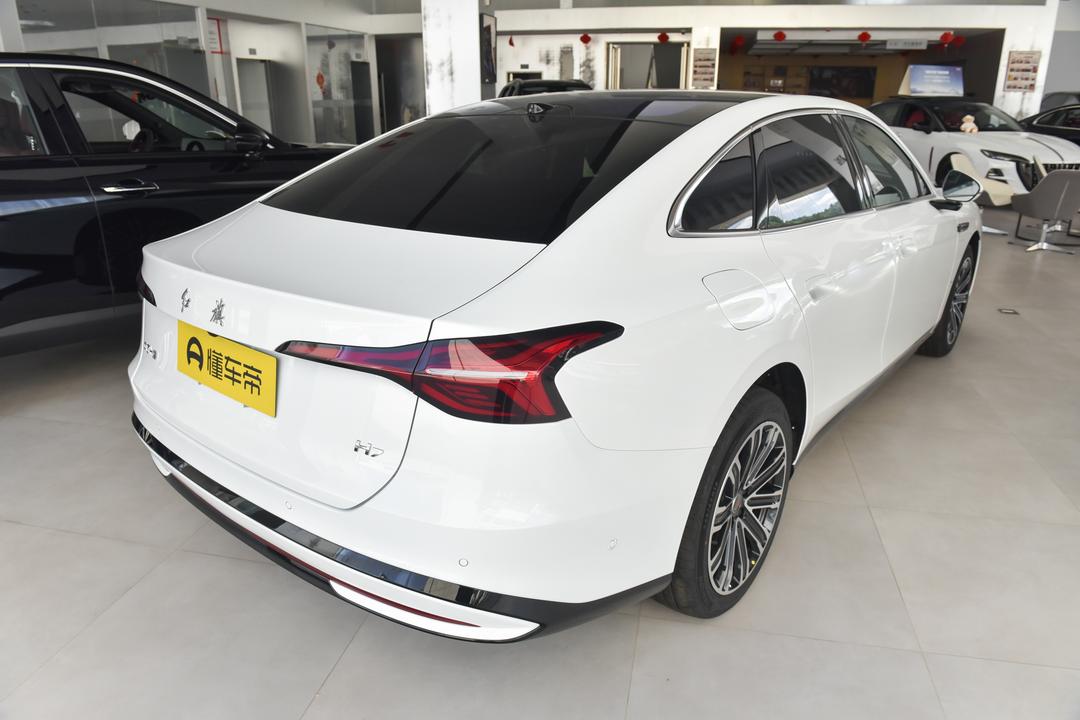 Hongqi H7 PHEV 2026, фото 7