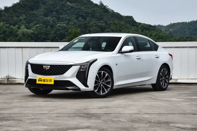 Cadillac CT5 2026 — купить из Китая под заказ