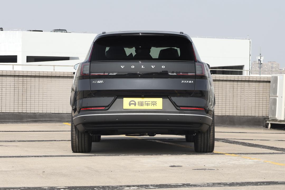 Volvo XC70 2026, фото 6