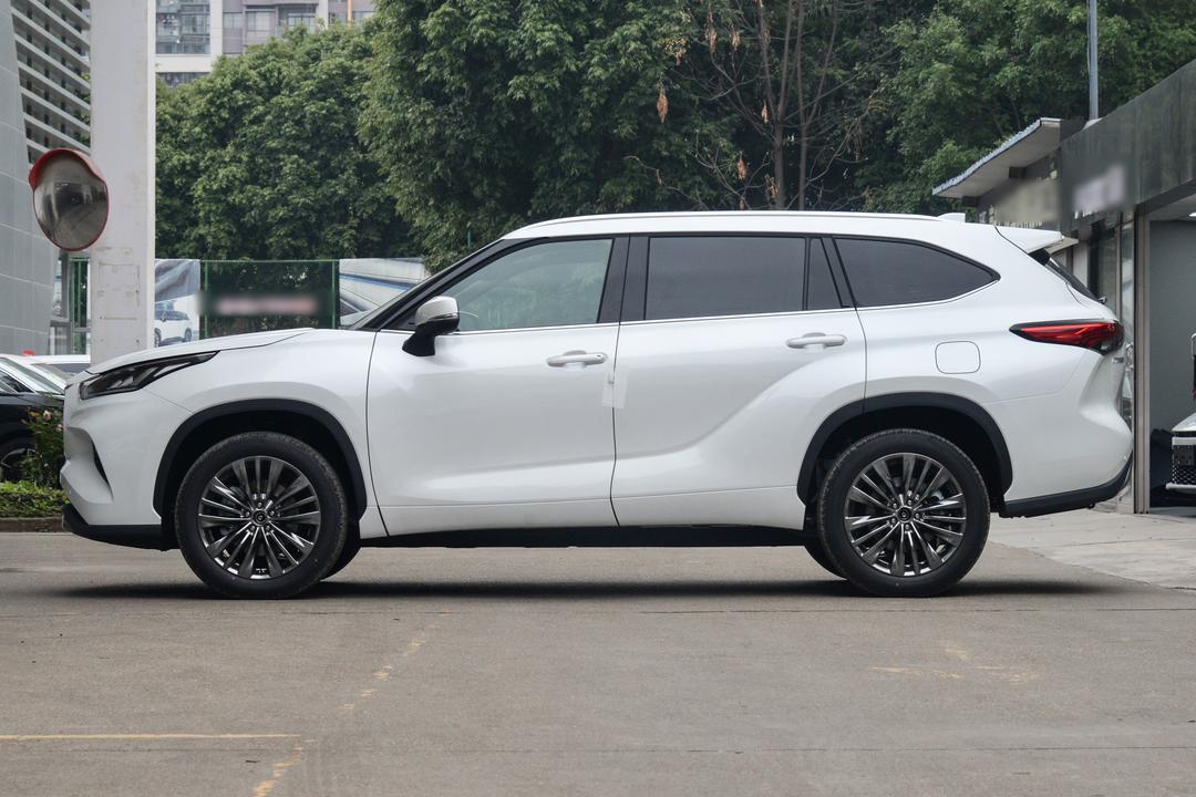 Toyota Highlander 2026, фото 4