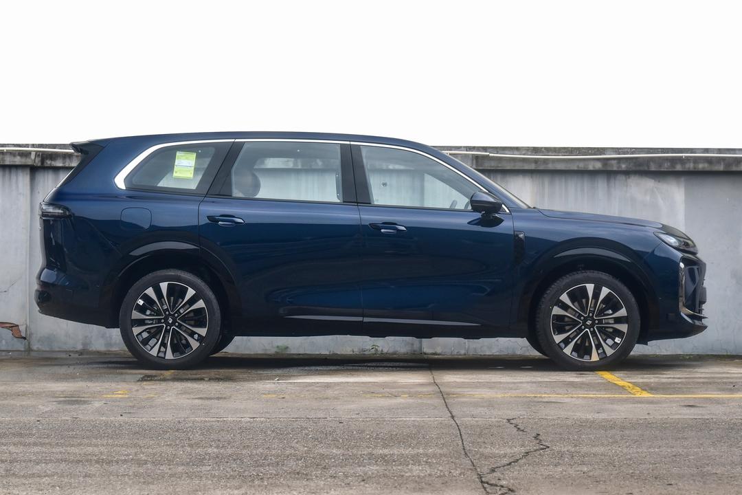 Baojun Huajing S 2026, фото 8
