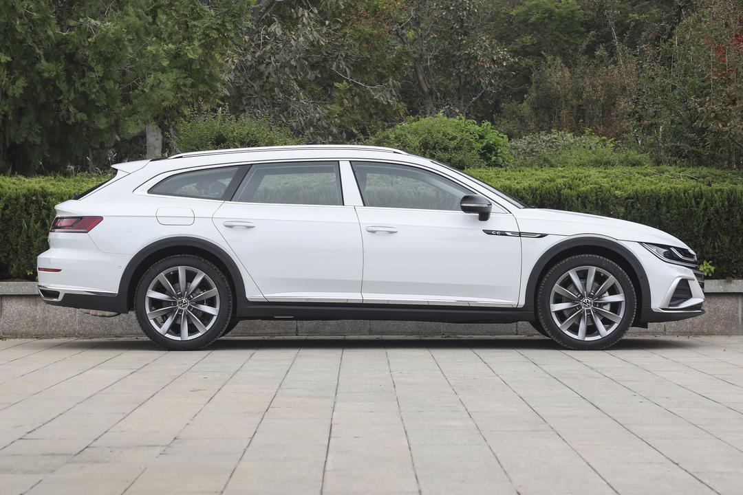 Volkswagen CC 2026, фото 8