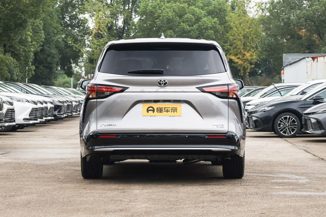 Toyota Sienna 2026, фото 6