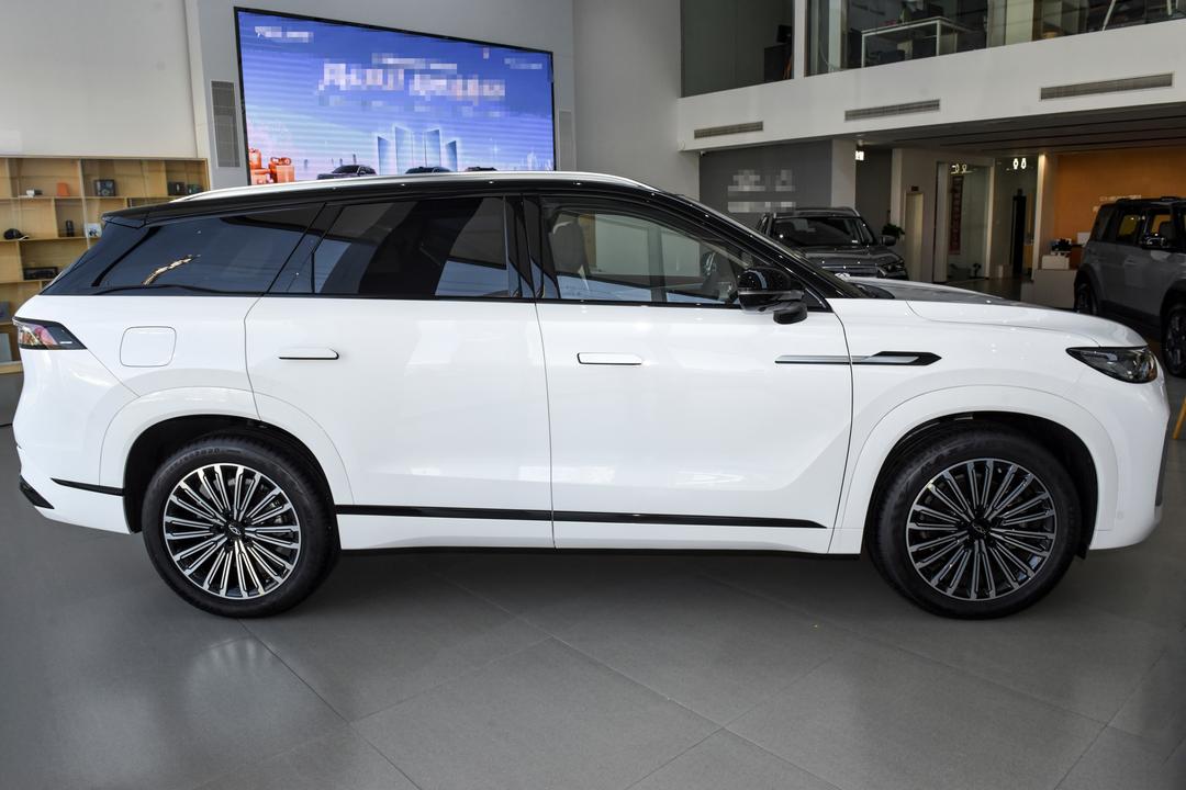 Chery Tiggo 9 C-DM 2026, фото 7