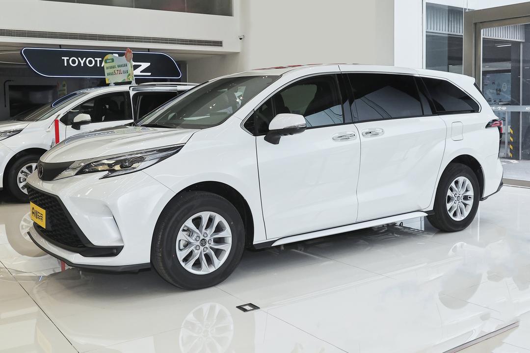 Toyota Granvia 2026, фото 4