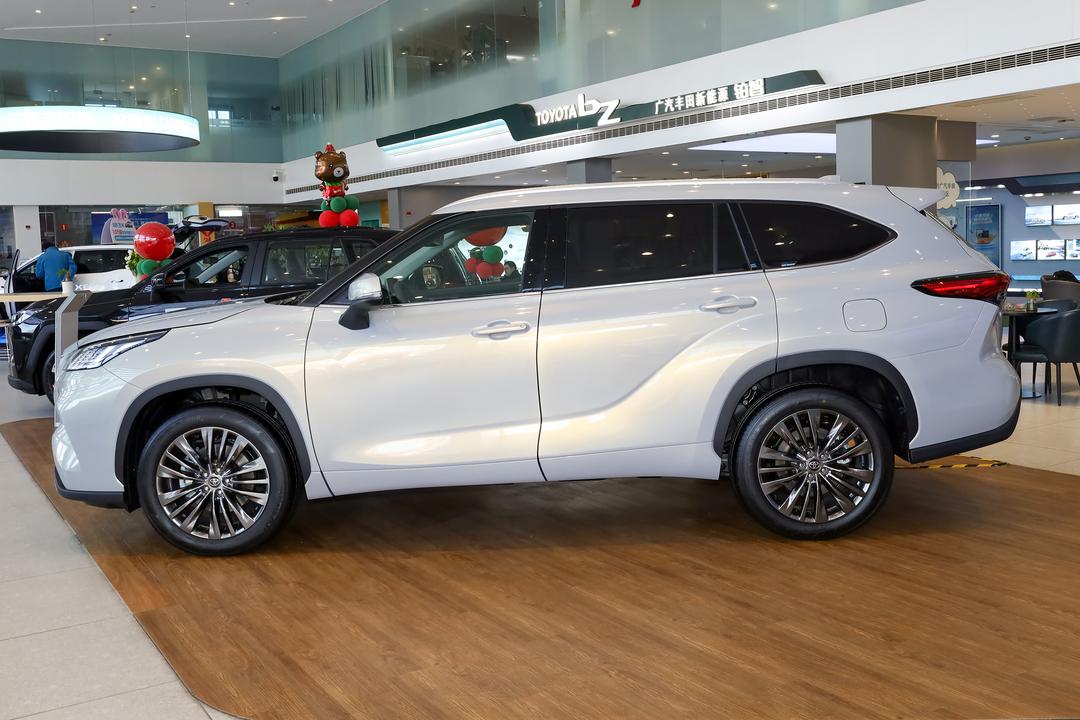 Toyota Highlander 2026, фото 4