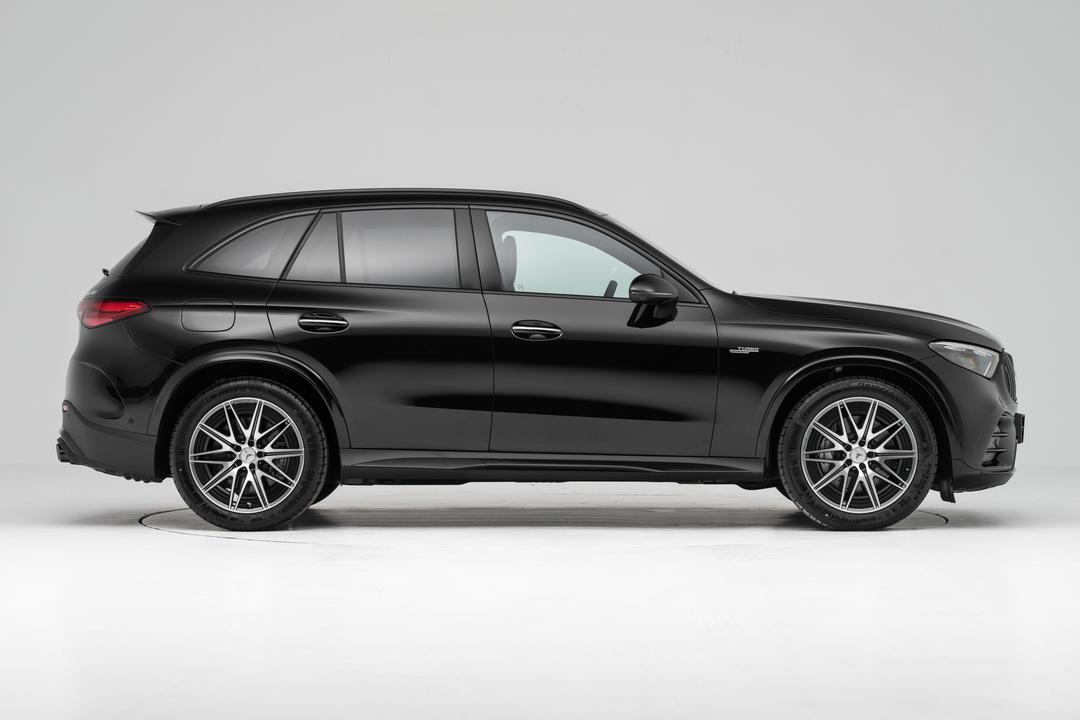 Mercedes-Benz GLC AMG 2026, фото 8
