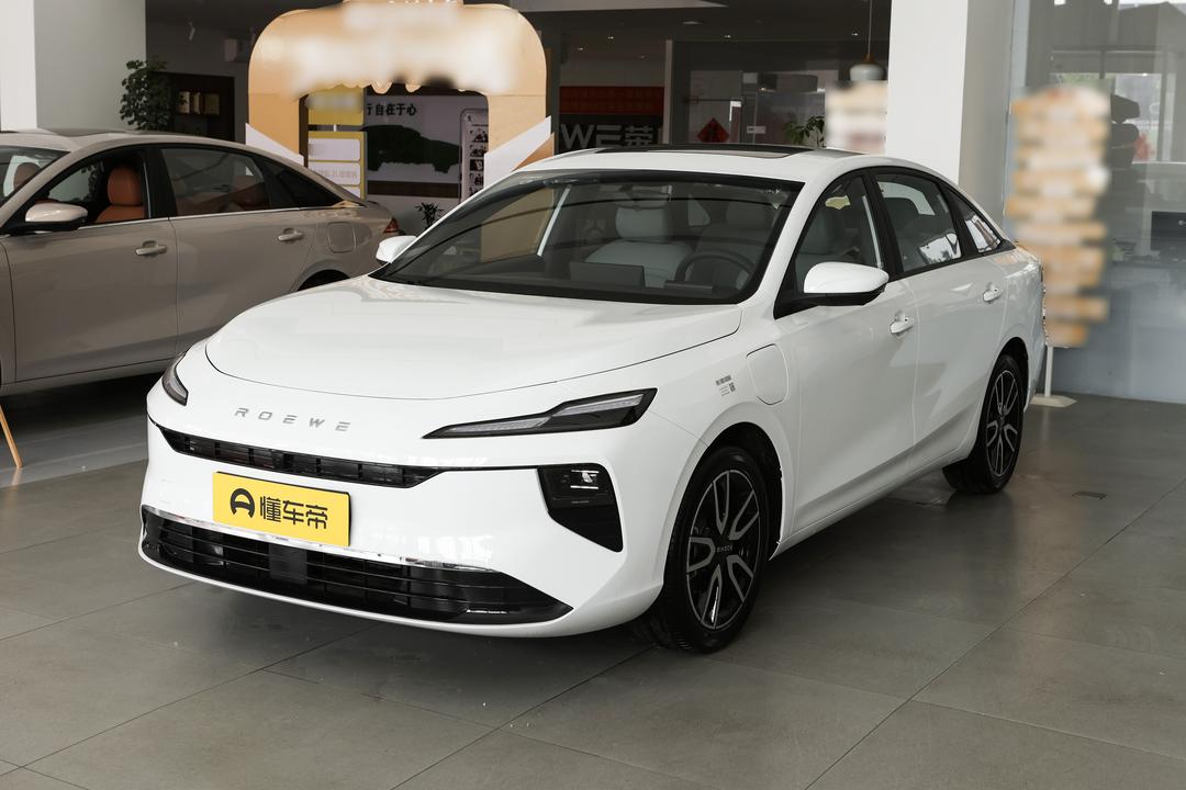 Roewe D6