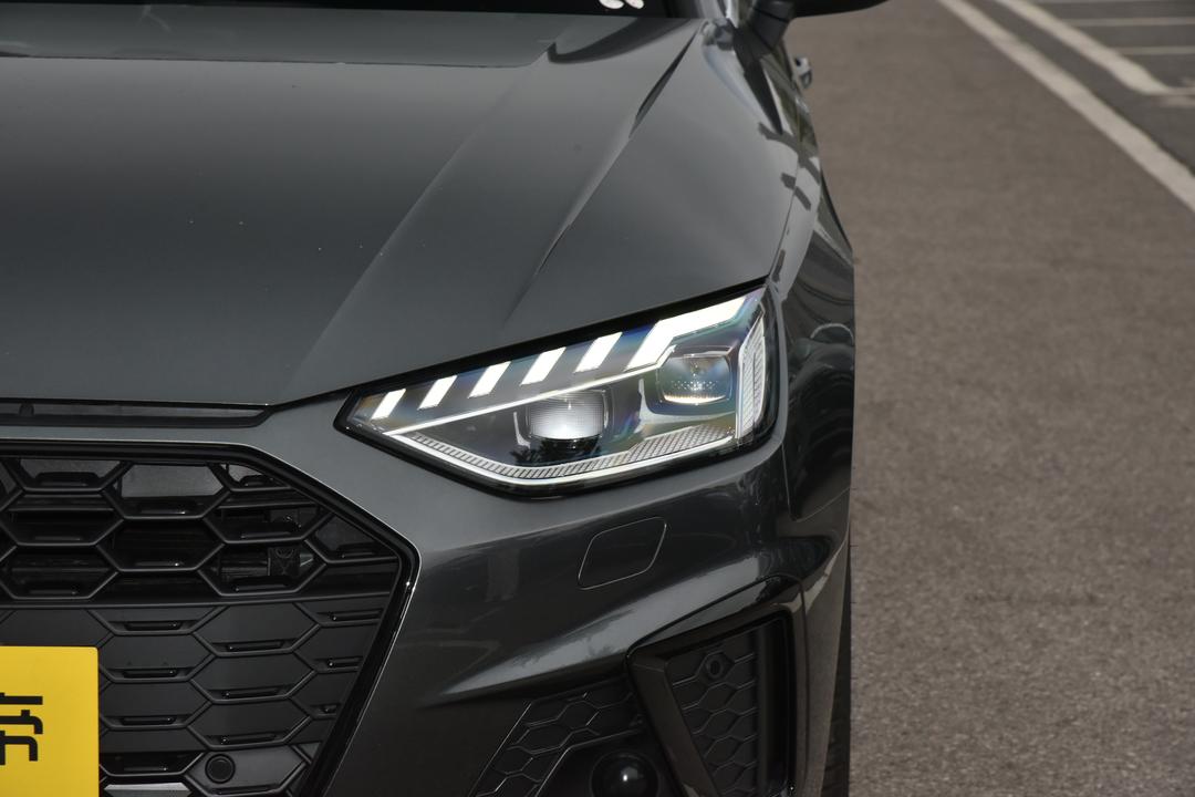 Audi S4 2026, фото 12