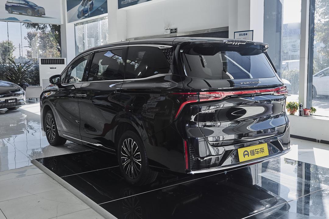 Dongfeng Starlight V9 2026, фото 5