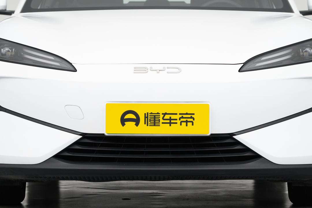BYD e7 2026, фото 10
