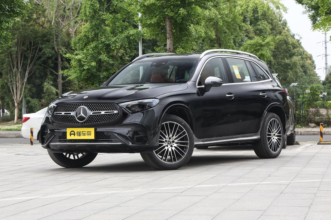 Mercedes-Benz GLC-Class 2026, фото 1