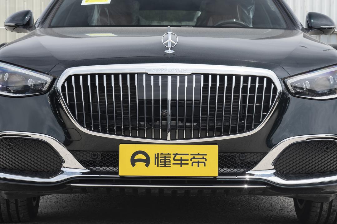 Mercedes-Benz Maybach S-Class 2026, фото 10