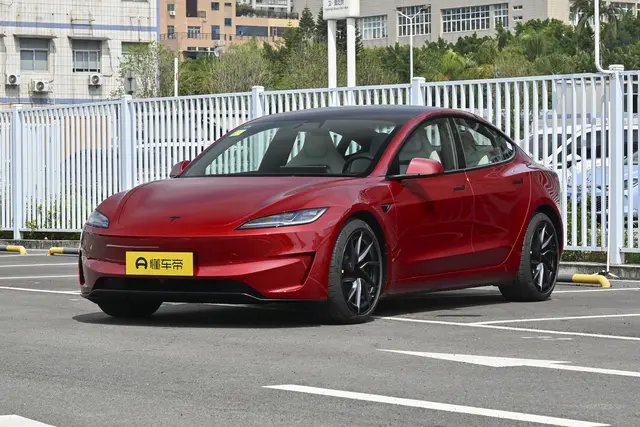 Tesla Model 3 2026 — купить из Китая под заказ